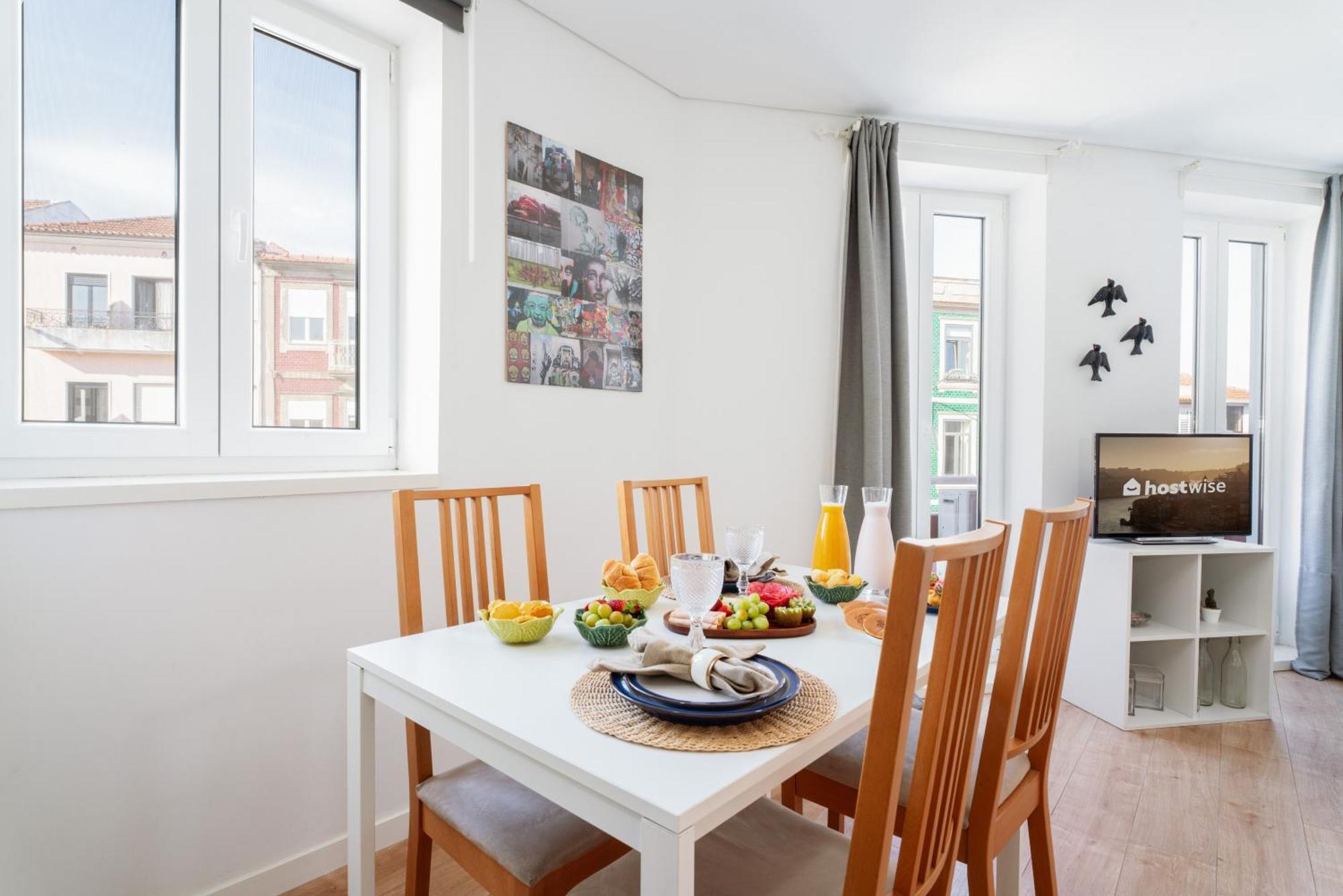 Апартаменты Host Wise - Flat W Free Private Parking - Bright & Cozy Порту Экстерьер фото