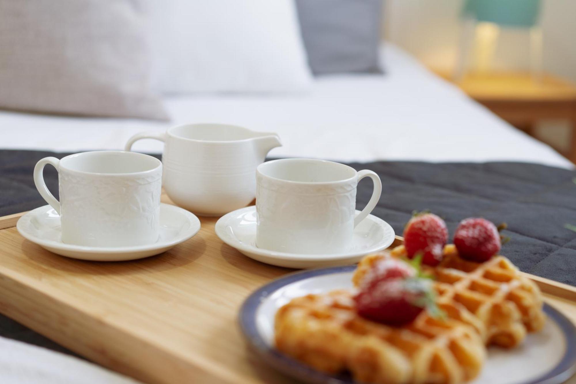 Апартаменты Host Wise - Flat W Free Private Parking - Bright & Cozy Порту Экстерьер фото