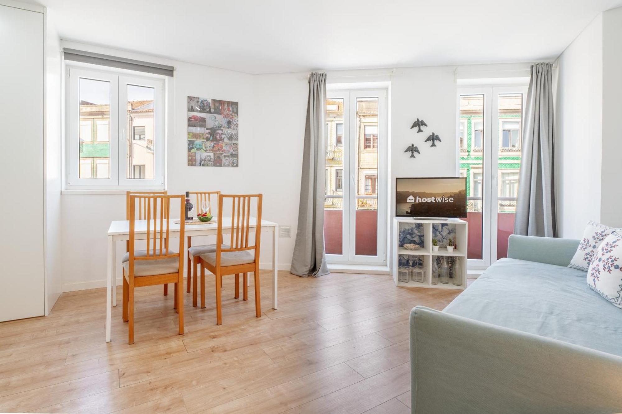 Апартаменты Host Wise - Flat W Free Private Parking - Bright & Cozy Порту Экстерьер фото